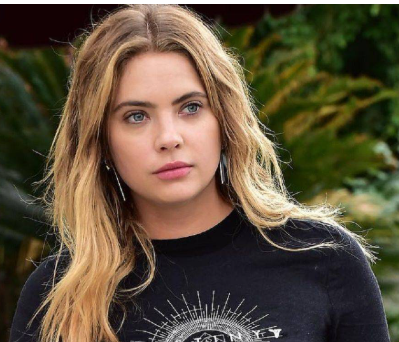 Ashley Benson 